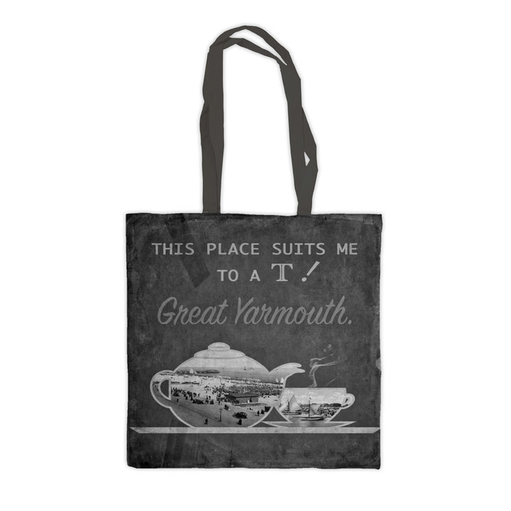 Great Yarmouth suits me to a T! Premium Tote Bag