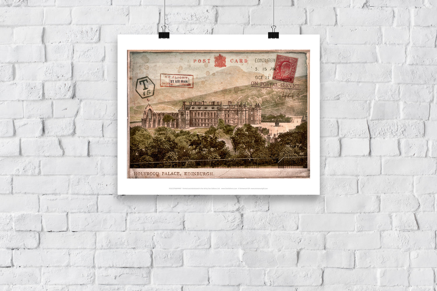 Holyrood Palace, Edinburgh, Scotland - Art Print